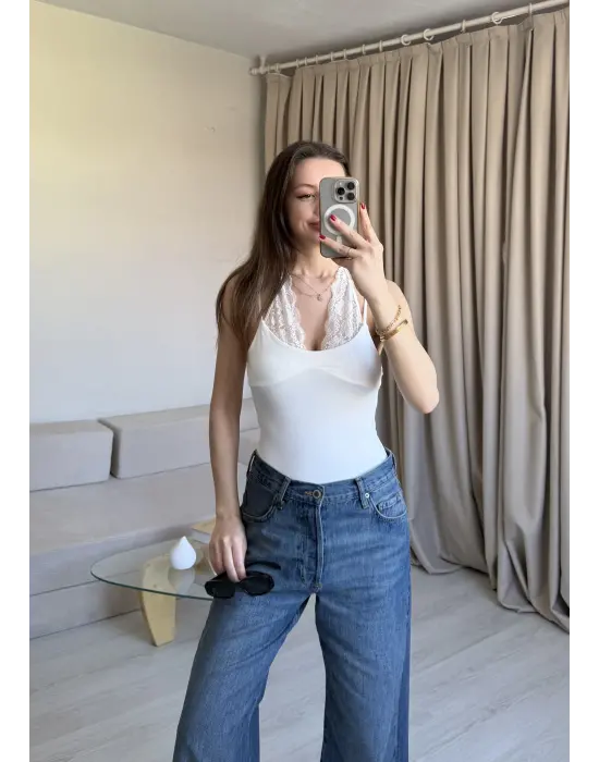 Beyaz Dantel Kombineli Bodysuit