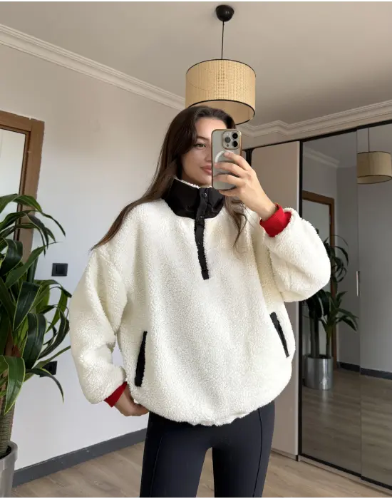 Geyikli Peluş Sweatshirt