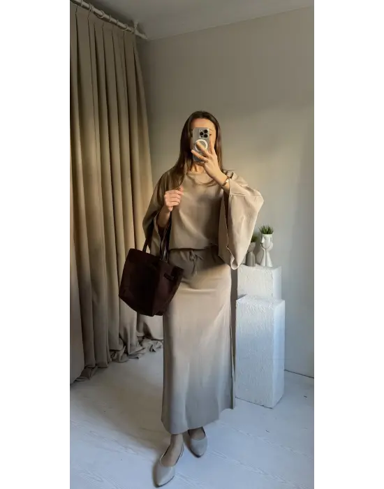 Krem Massi Model Bağcıklı Elbise