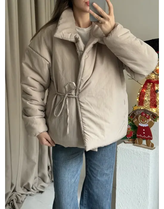 Krem Zr Model Bağlamalı Mont