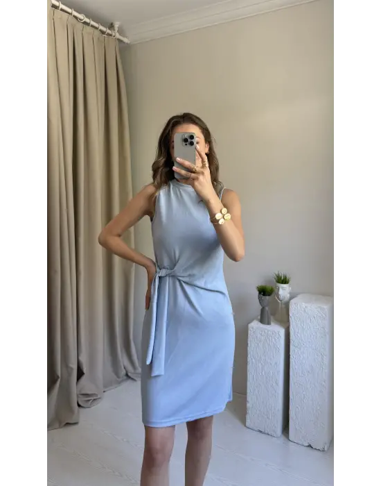 Mavi Düğüm Detaylı Kolsuz Elbise