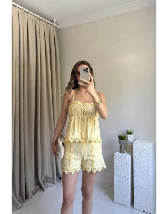 Sarı Güpürlü Şort Takım