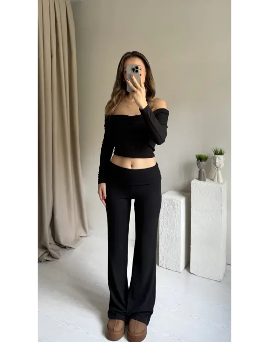 Siyah Bel Katlamalı Yumoş Takım