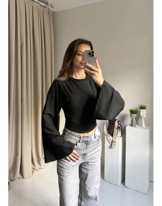 Siyah Belden Oturtmalı Yarasa Kol Bluz