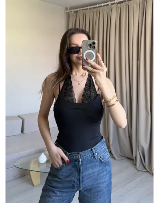 Siyah Dantel Kombineli Bodysuit