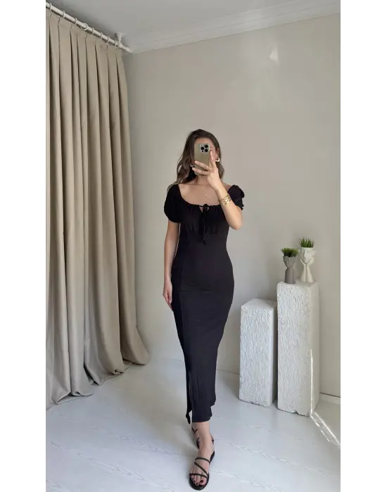 Siyah Gofre Kumaş Balon Kol Elbise