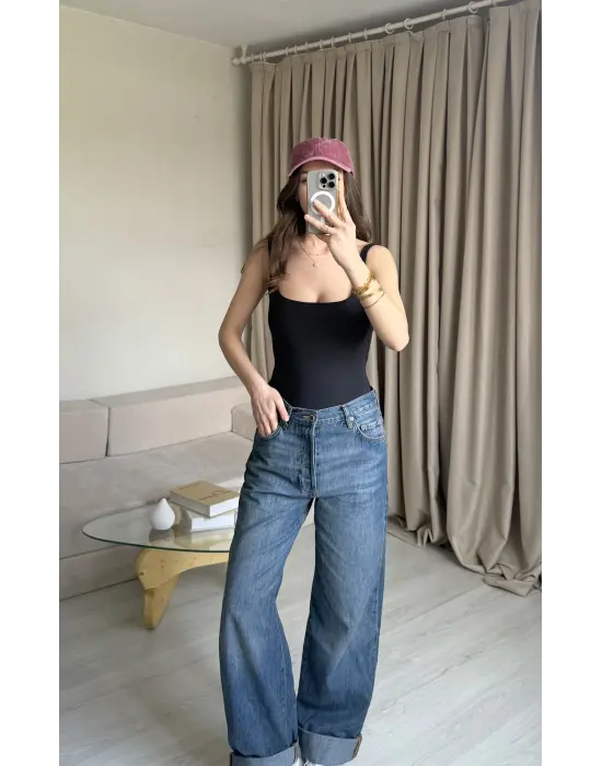Siyah Kare Yaka Bodysuit