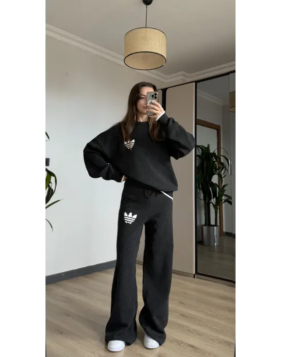 Siyah Marka Triko Takım