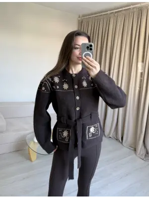Kahve İşlemeli Yün Ceket