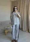 Beyaz Kısa Kollu Leopar Takım