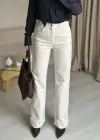 Kırık Beyaz Zr Model Jean
