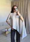 Bej Asimetrik Vatkalı Modal Bluz