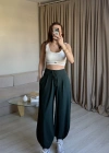 Zümrüt Yeşil Relax Şalvar Kesim Pantolon