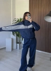 Lacivert Üç Çizgi Şardonlu Takım