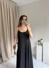 Siyah Ayarlanabilir Askı Gofre Elbise