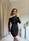 Siyah Düşük Omuz Sık Büzgülü Elbise