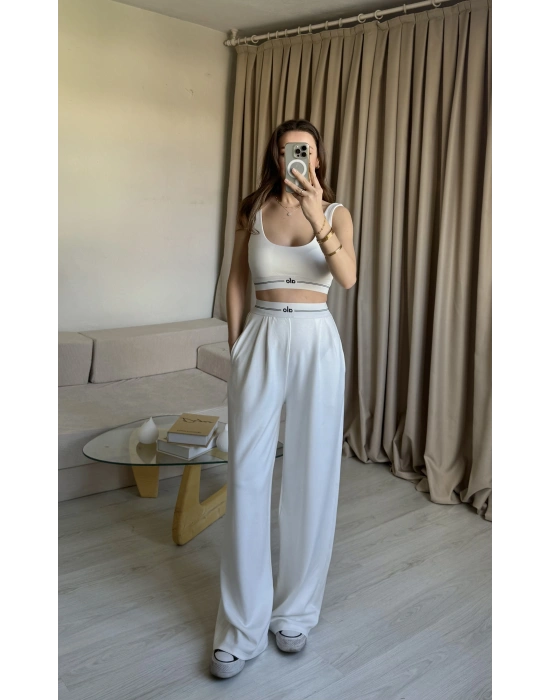 Beyaz Büstiyer Eşofman Takım