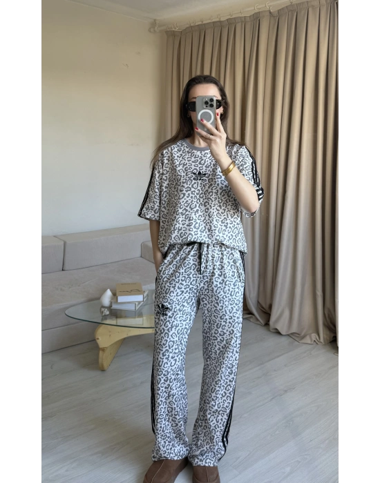 Beyaz Kısa Kollu Leopar Takım