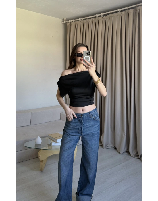 Siyah Düşük Omuz Belden Oturtmalı Bluz