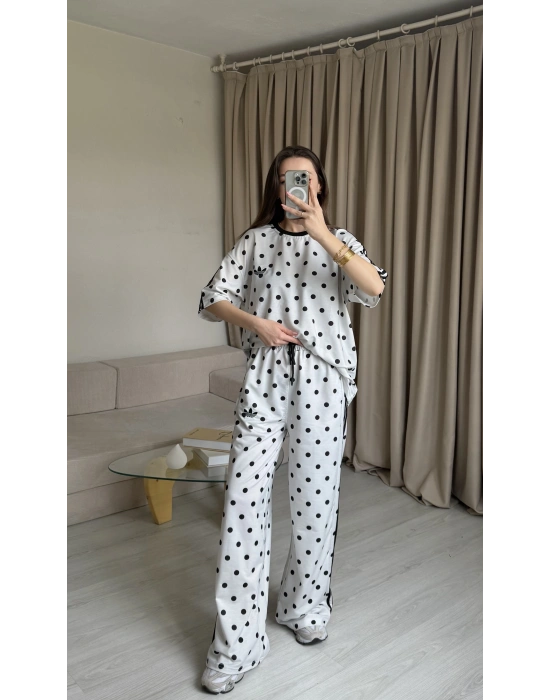 Beyaz Puantiye Eşofman Takım