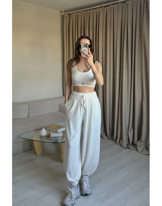 Beyaz Relax Şalvar Kesim Pantolon