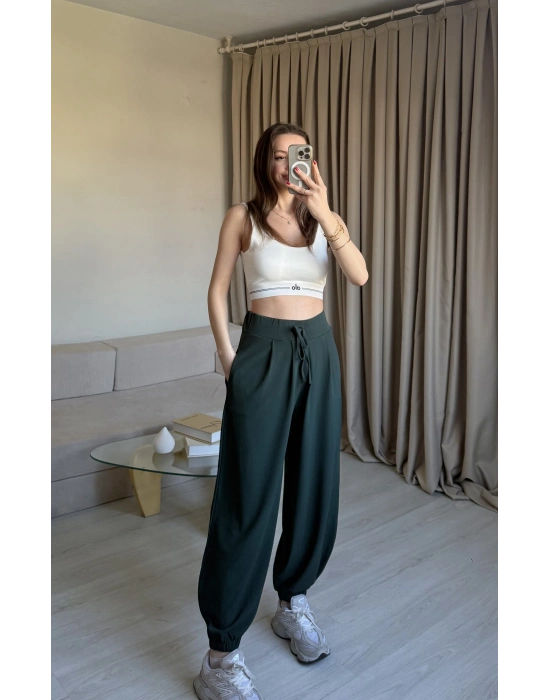 Zümrüt Yeşil Relax Şalvar Kesim Pantolon