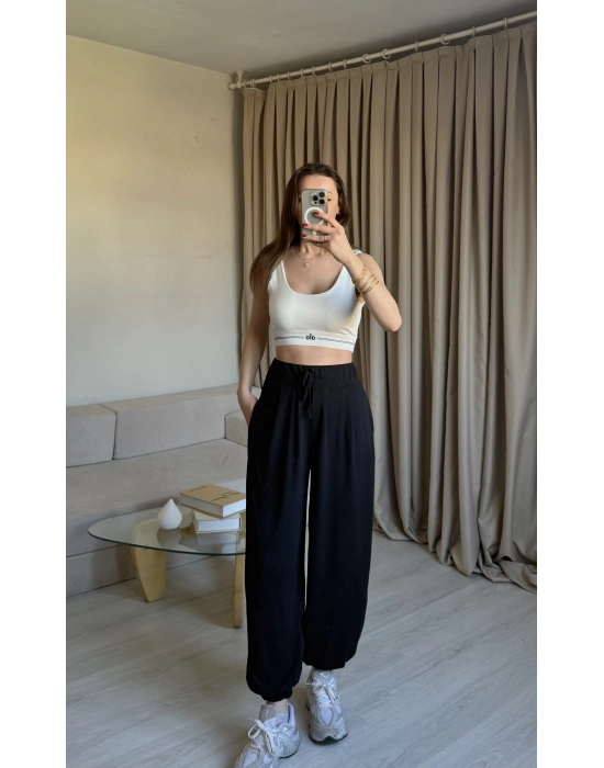 Siyah Relax Şalvar Kesim Pantolon