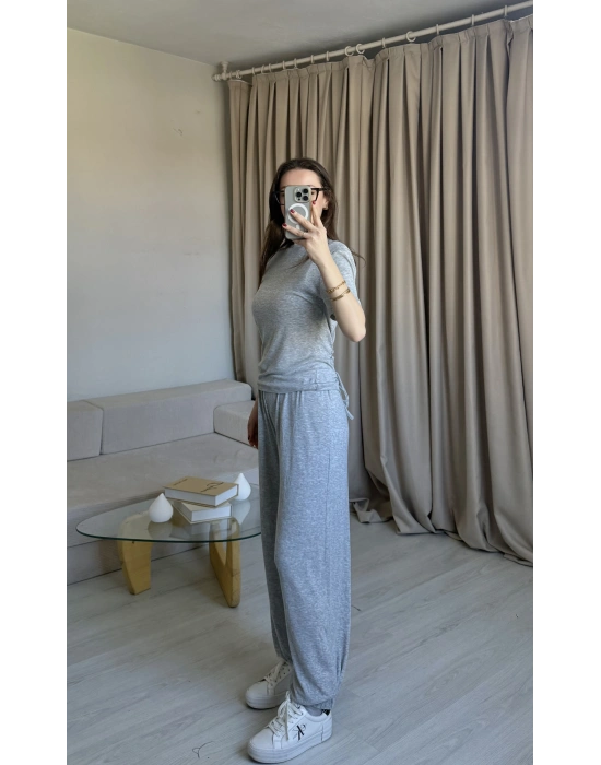 Gri Belden Bağlamalı Kısa Kollu Eşofman Takımı