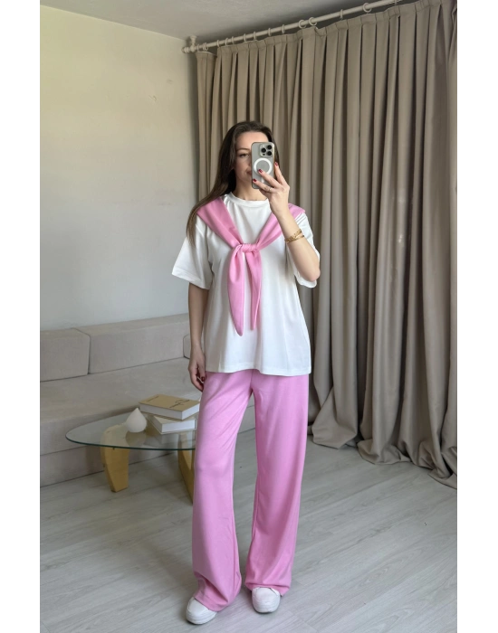 Pembe Fularlı Eşofman Takım