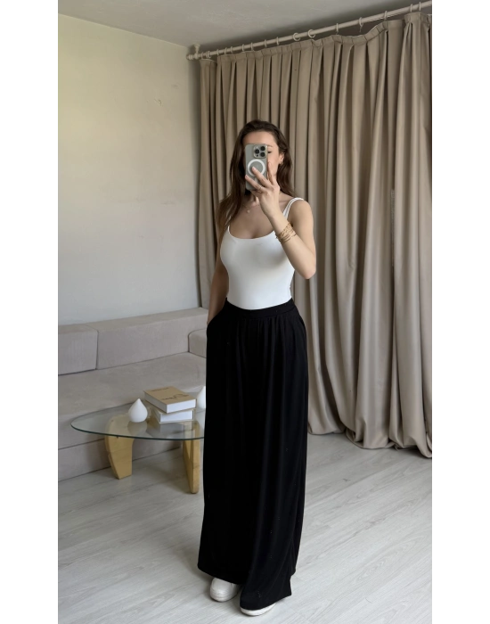 Siyah Pileli Salaş Pantolon