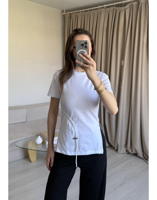 Beyaz Önü Kordon Tshirt