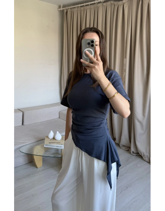 Antrasit Brshk Model Tshirt