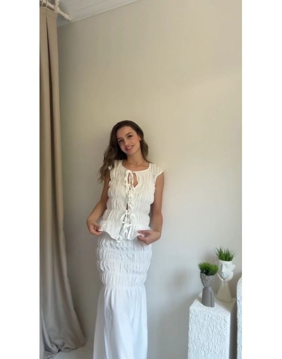 Beyaz Büzgülü Bağlamalı Etekli Takım