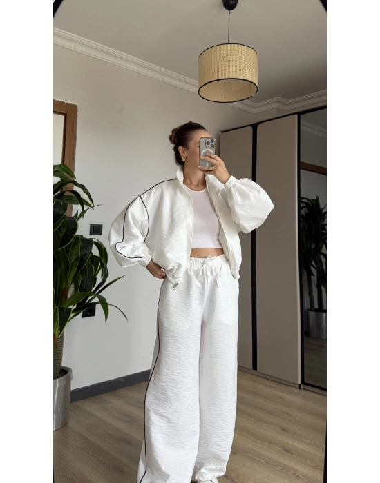 Beyaz Oysh Model Eşofman Takımı