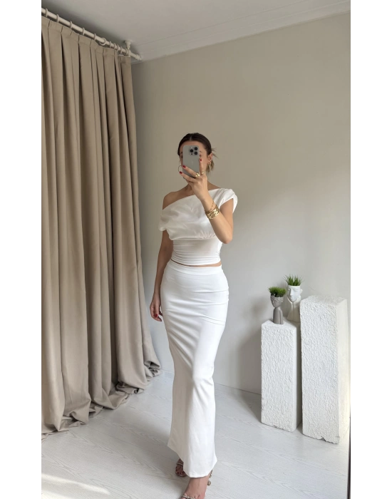 Beyaz Saten Etekli İkili Takım