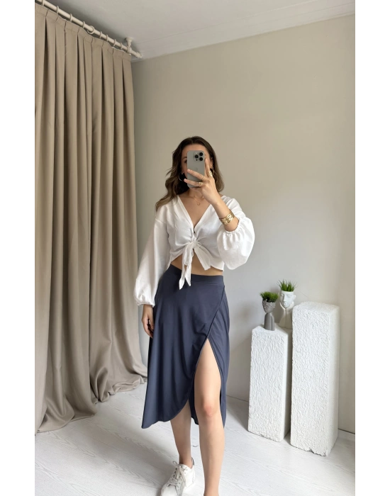 Gri İçi Şortlu Asimetrik Kesim Etek