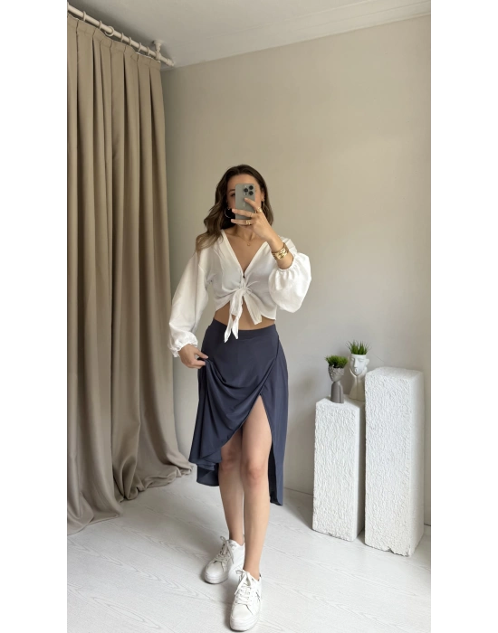 Gri İçi Şortlu Asimetrik Kesim Etek