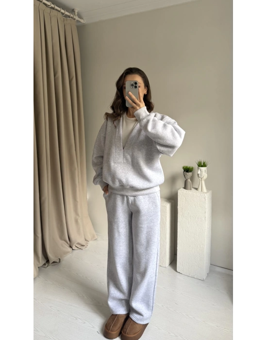 Gri V Yaka Eşofman Takımı