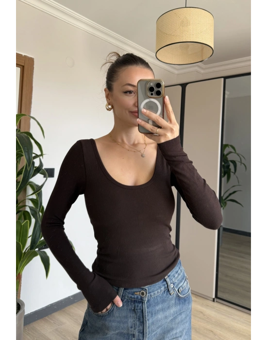 Kahve Göğüs Pedli Toparlayıcı Bluz