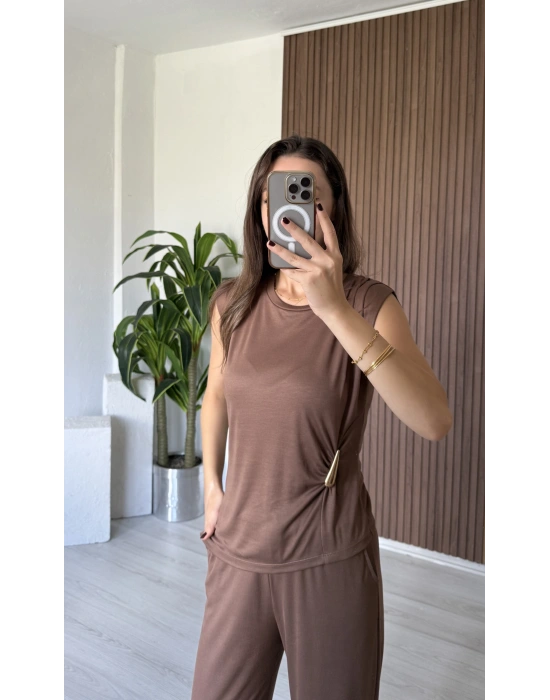 Kahve Toka Detaylı İkili Takkm