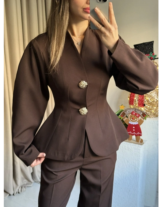 Kahve Vatkalı Düğme Detay Takım