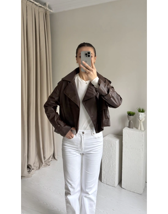 Kahve Yakalı Deri Ceket