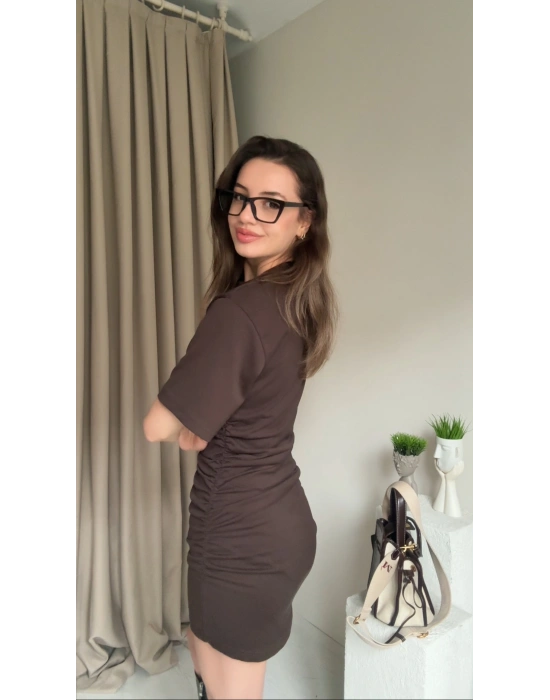 Kahve Yan Büzgülü Tshirt Elbise