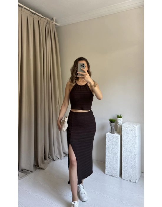 Kahverengi Dokulu Kumaş Etekli Takım