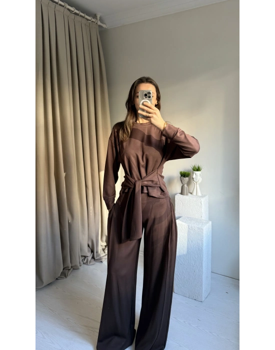 Kahverengi Kuşaklı Modal Takım