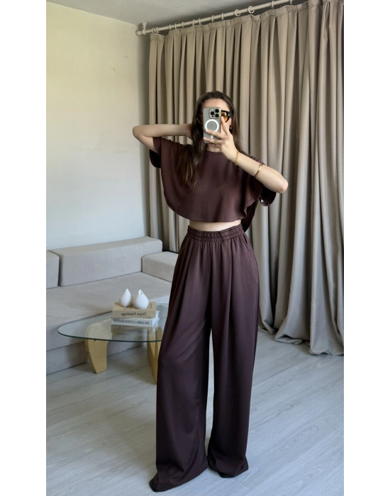 Kahverengi Pelerin Modal Takım