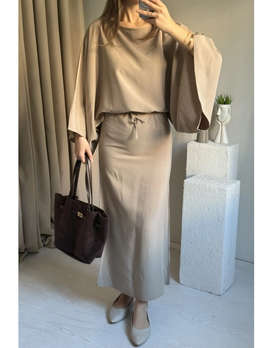 Krem Massi Model Bağcıklı Elbise