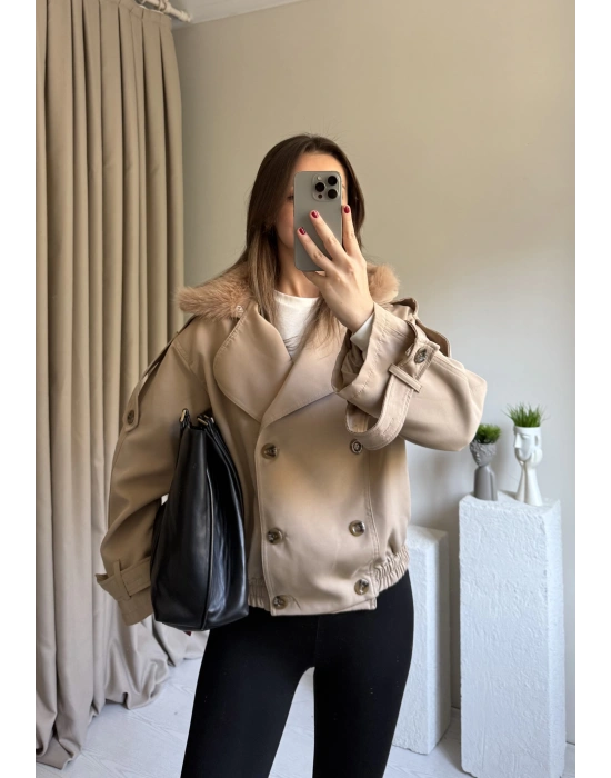 Krem Yakası Kürk Detaylı Trençkot