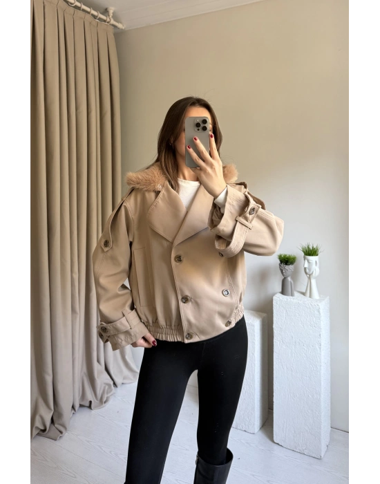 Krem Yakası Kürk Detaylı Trençkot