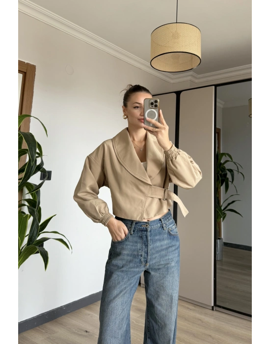 Krem Yan Kemerli Ceket